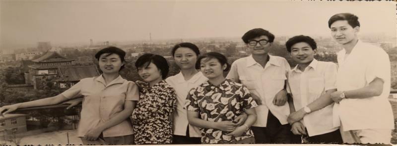 站在王水塔之巅